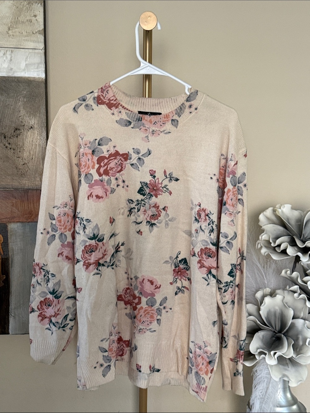 Women's Floral Crewneck Sweater in Blush Pink